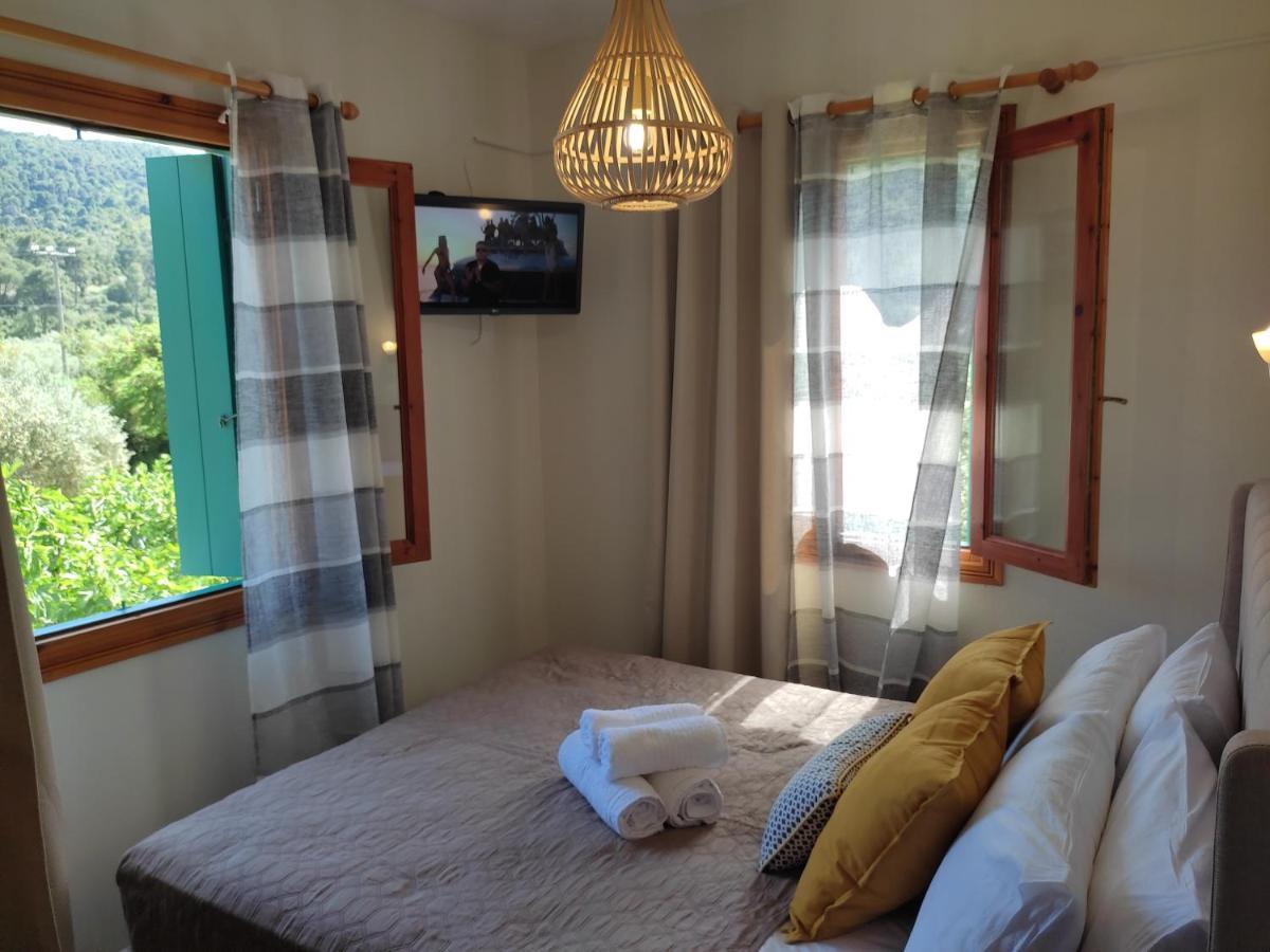 Dafnes Hotell Skopelos stad Exteriör bild